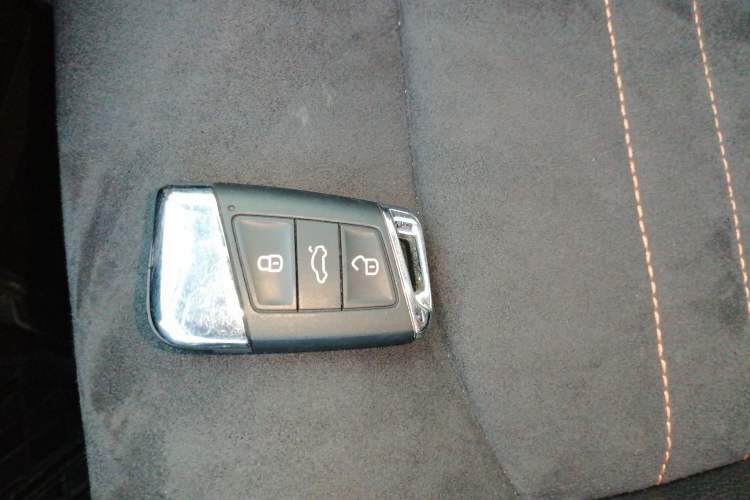 Used Volkswagen Magotan 2021 330TSI DSG 30th Anniversary Edition
