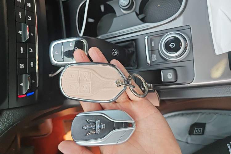 Used Maserati Ghibli 2021 2.0T Sharp Edition
