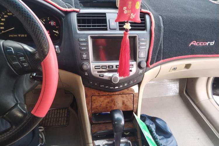 Used Honda Accord 2006 2.4L Luxury Edition