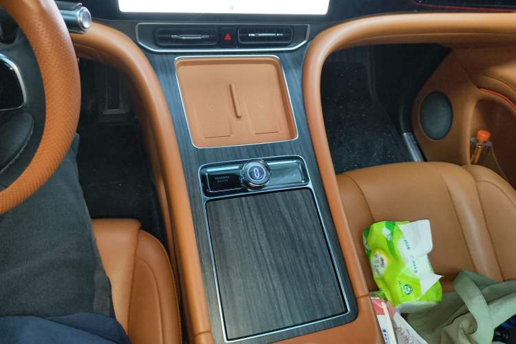 Used Hima AITO M9 2024 Range-Extended Ultra Version 42 kWh 6-Seater Model