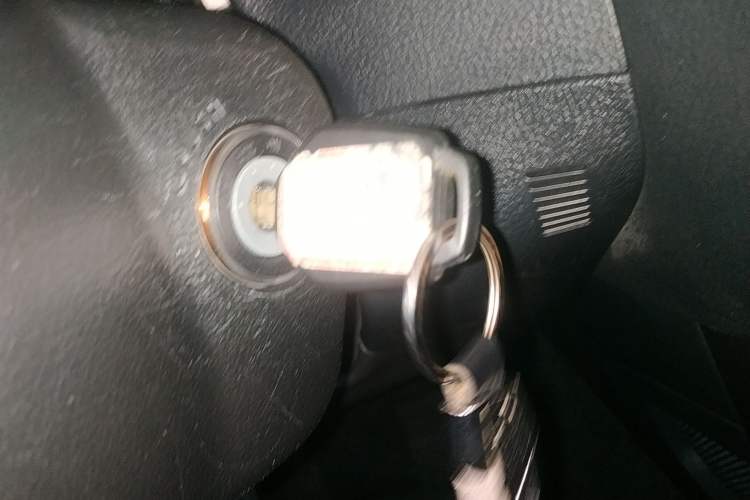 Used Subaru Forester 2018 2.0i Luxury Navigation Edition Vehicle Key