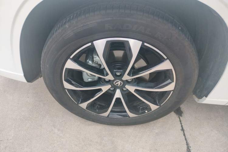 Used Changan UNI-Z New Energy 2025 Smart New Blue Whale 125km Battleship Edition
