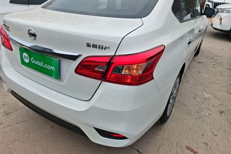 Used Nissan Sylphy 2021 Classic 1.6XE CVT Comfort Edition Exterior 3