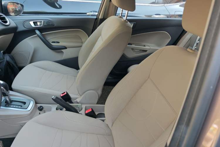 Used Ford Fiesta 2013 Sedan 1.5L Automatic Fashion Edition