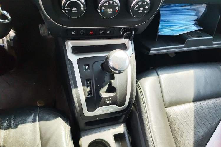 Used Jeep Compass 2014 Revised Version 2.0L Two-Wheel Drive Elite Edition
