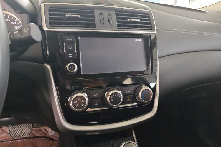 Used Nissan Tiida 2016 1.6L CVT Smart Drive Edition