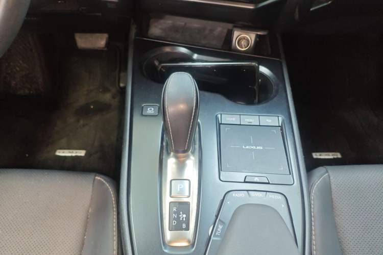 Used Lexus UX New Energy 2020 300e Pure·Joy Edition
