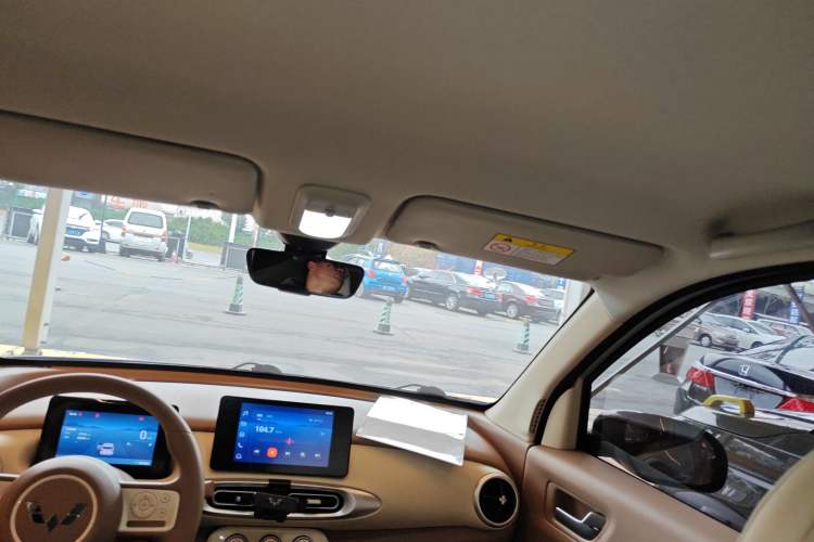 Used Wuling Hongguang MINIEV 2025 Four-Door Version Premium Edition
