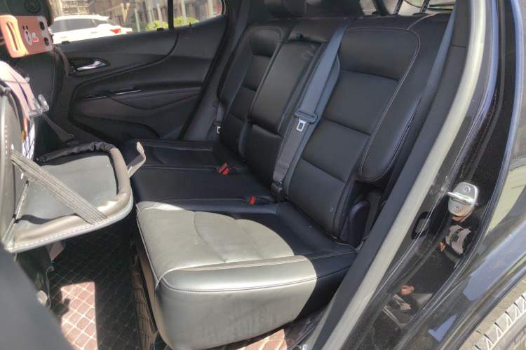 Used Chevrolet Equinox 2018 RS 550T Automatic All-Wheel-Drive Boundary Edition Left Rear Seat