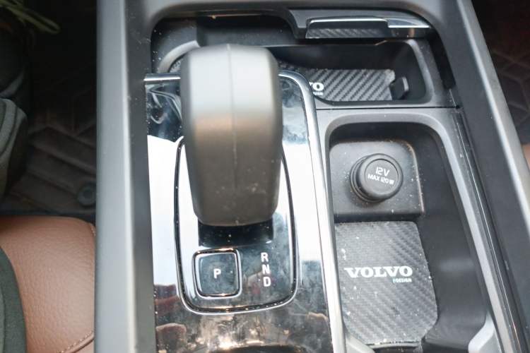 Used Volvo XC60 2025 B5 4x4 Smart Luxury Edition
