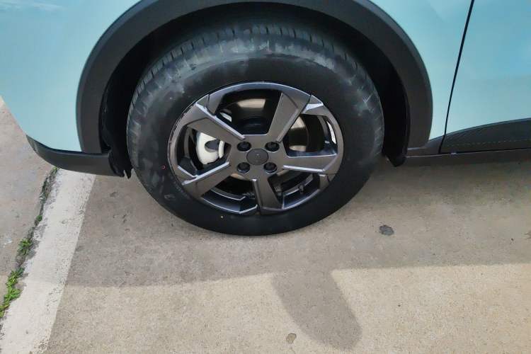 Used Geometry E Firefly 2024 301km Starlight Left Front Wheel Hub