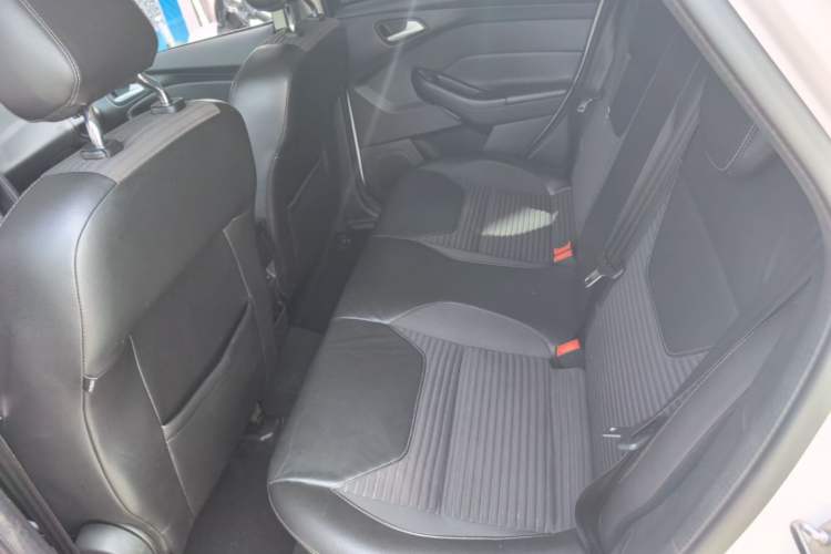 Used Ford Focus 2017 Hatchback 1.6L Automatic Fashion Edition Smart Drive Version