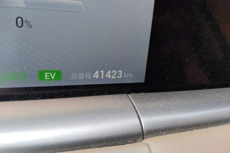 Used VOYAH FREE 2021 Four-Wheel Drive Standard Range-Extended Version Odometer Close Up