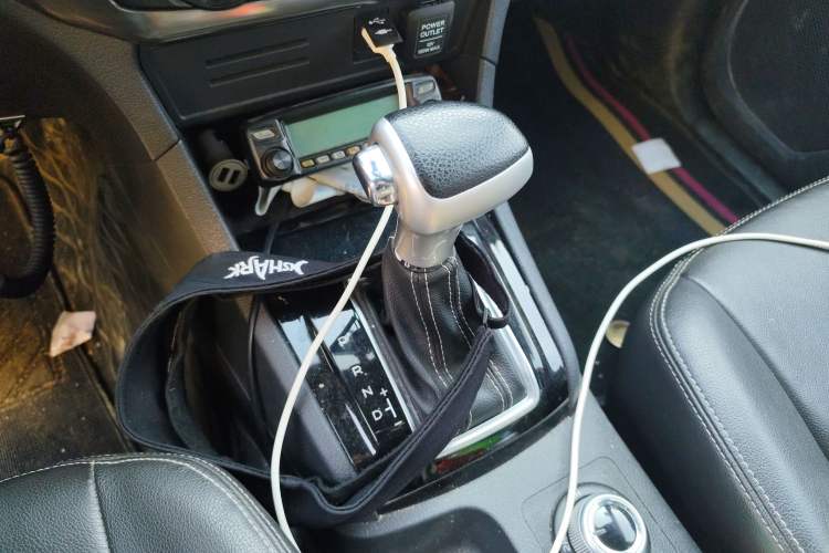 Used Isuzu D-MAX 2019 3.0T Four-Wheel Drive Automatic Ultra-Luxury Version 4JJ1-TC HI
