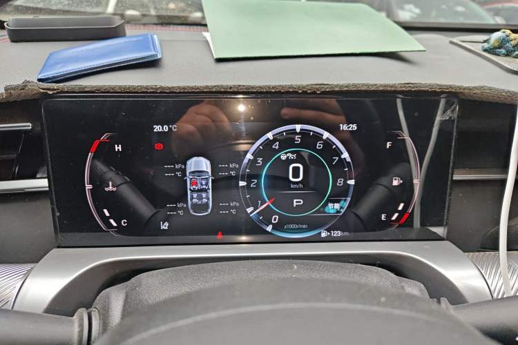 Used GAC Trumpchi EMKOO 2022 1.5T Supernova Pro Edition Instrument Cluster