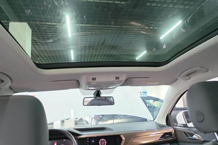 Used Volkswagen Tharu 2022 330TSI Four-Wheel Drive Luxury Edition