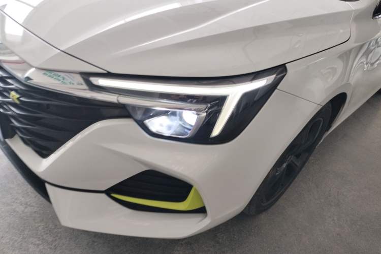 Used Roewe i6 MAX 2020 300TGI Automatic "Swell Cool Smart Drive" Edition
