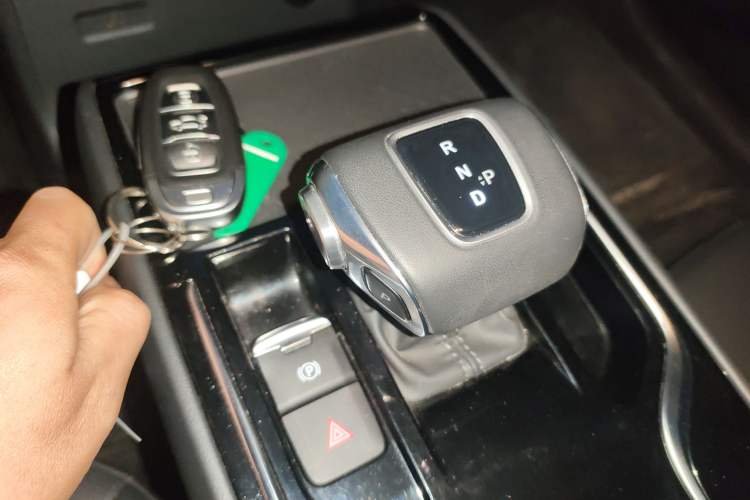 Used Hongqi E-QM5 2023 560km PLUS
