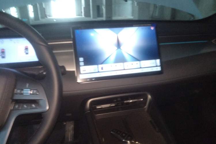 Used BYD Qin PLUS 2025 DM-i Smart Drive 120KM Superior Model