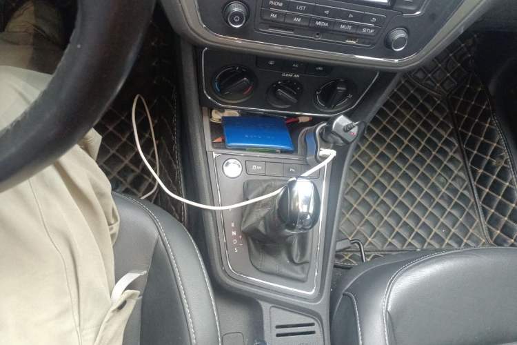 Used Volkswagen Lavida 2017 1.6L Automatic Comfort Edition
