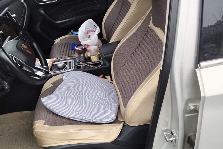 Used Roewe i6 New Energy 2017 45T Hybrid Connect & Smart Enjoyment Edition Left Front Seat