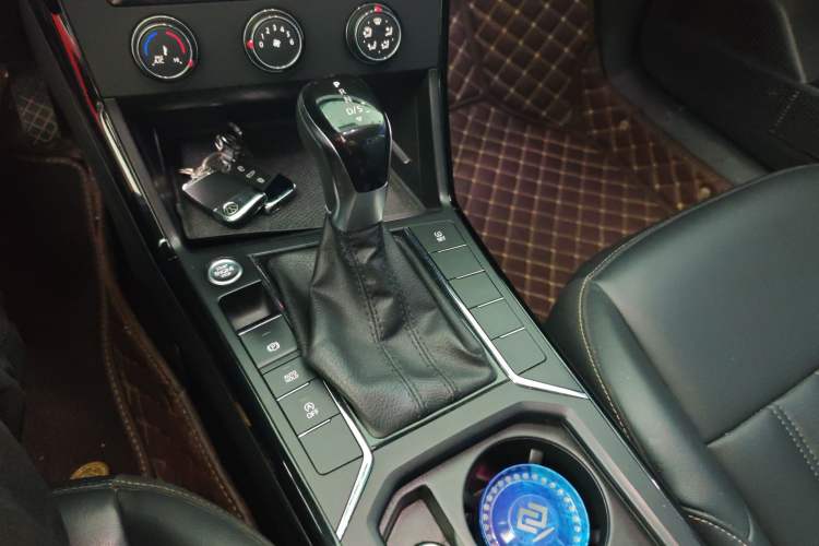 Used Volkswagen Passat 2020 Revised Version 280TSI Business Edition China VI Standard
