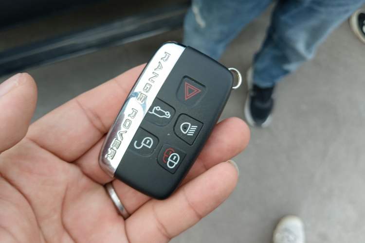 Used Land Rover Range Sport 2017 3.0 SC V6 HSE DYNAMIC Vehicle Key