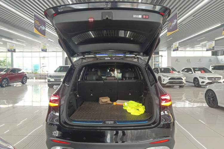 Used Mercedes-Benz GLC 2024 GLC 300 L 4MATIC Dynamic Edition 7-seater