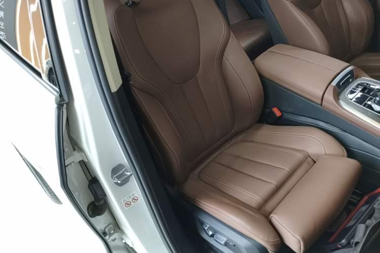 Used BMW X5 2019 xDrive40i M Sport Package
