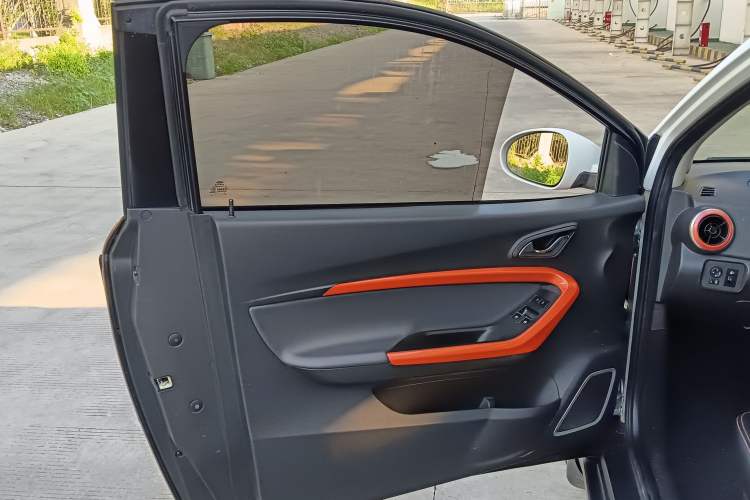 Used Chery New Energy Little Ant 2019 4-Seater Smart Edition 30.6 kWh Left Rear Door Interior