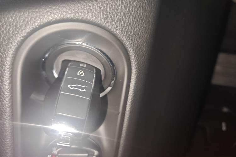 Used Porsche Macan 2023 Macan 2.0T
