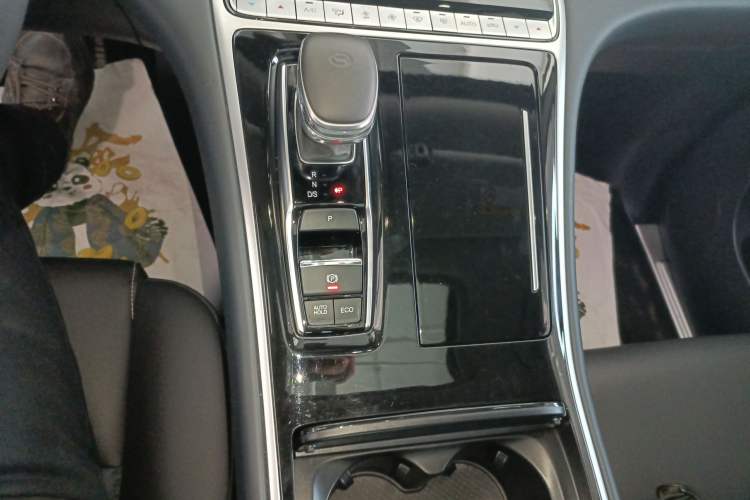 Used GAC Trumpchi M8 2023 Lingxiu Series 390T Luxury Edition Gear Lever