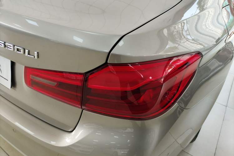 Used BMW 5 Series 2020 530Li Luxury Edition Premium Package
