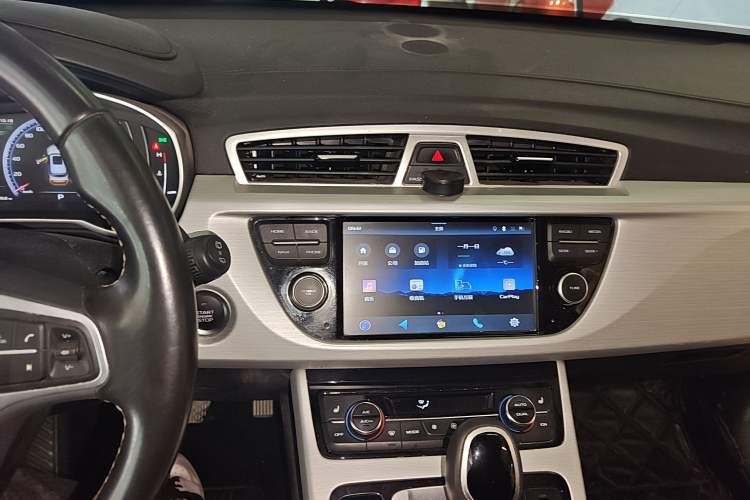 Used Geely Auto Emgrand X7 Sport 2016 1.8TD Automatic All-Wheel-Drive ZhiZun Edition