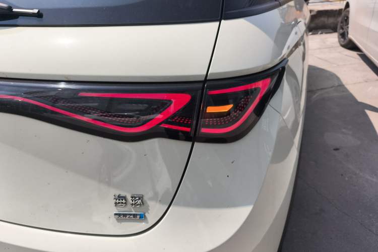 Used BYD Dolphin 2025 Intelligent Driving Version 410 km Fashion Edition