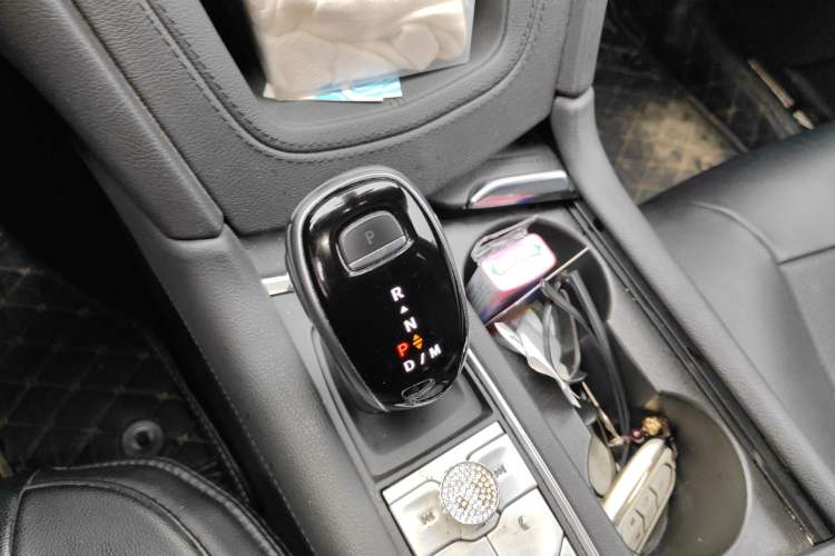 Used Cadillac XT6 2020 28T 7-Seater Four-Wheel Drive Luxury Version Gear Lever