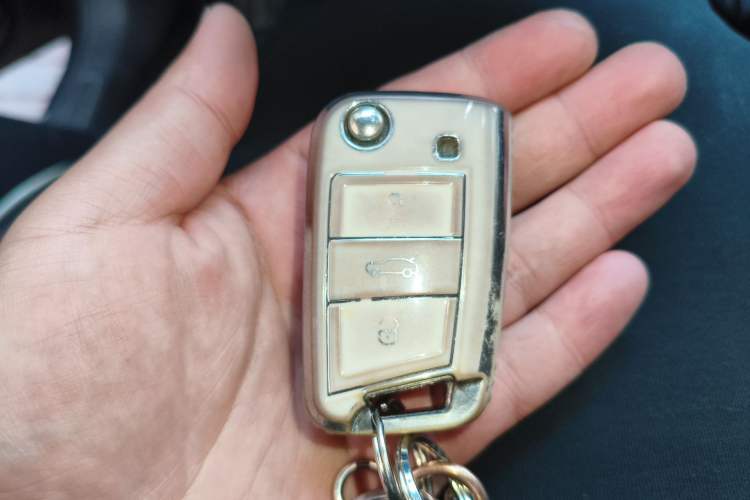 Used Volkswagen Sagitar 2021 280TSI DSG Excellence Edition Vehicle Key