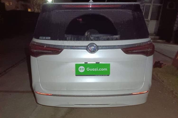 Used Buick GL8 2021 ES Land Cruiser 653T Luxury Edition Rear