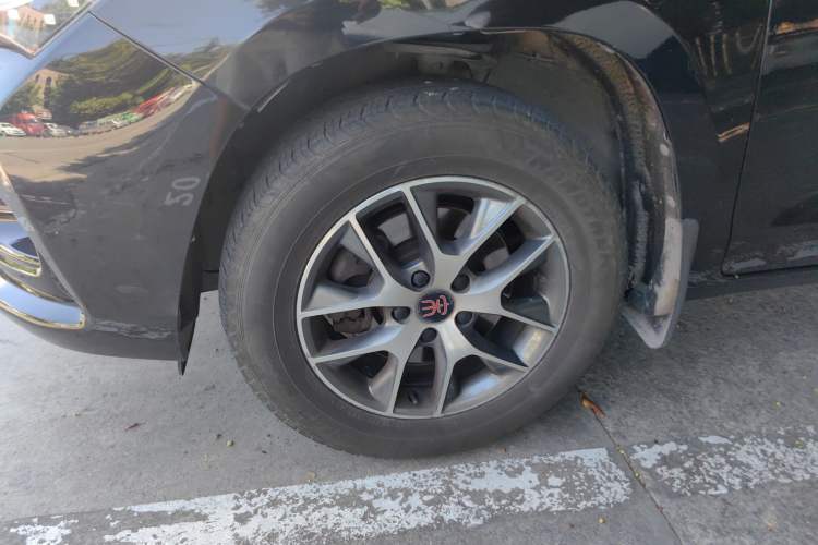 Used BYD Song 2016 GaiShi Edition 1.5TI Manual Elite Model