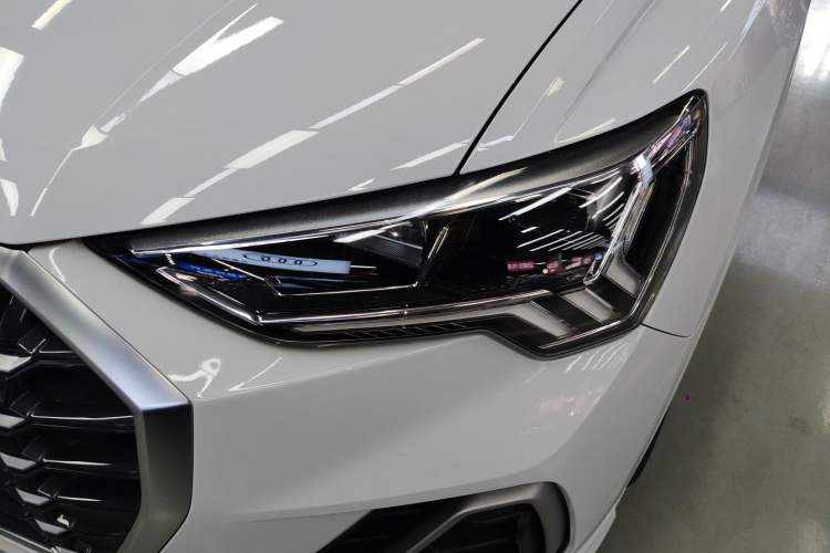 Used Audi Q3 2021 35 TFSI Progressive Dynamic Edition
