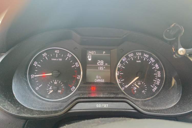 Used Skoda Octavia 2016 1.6L Automatic Chuanxing Edition Instrument Cluster