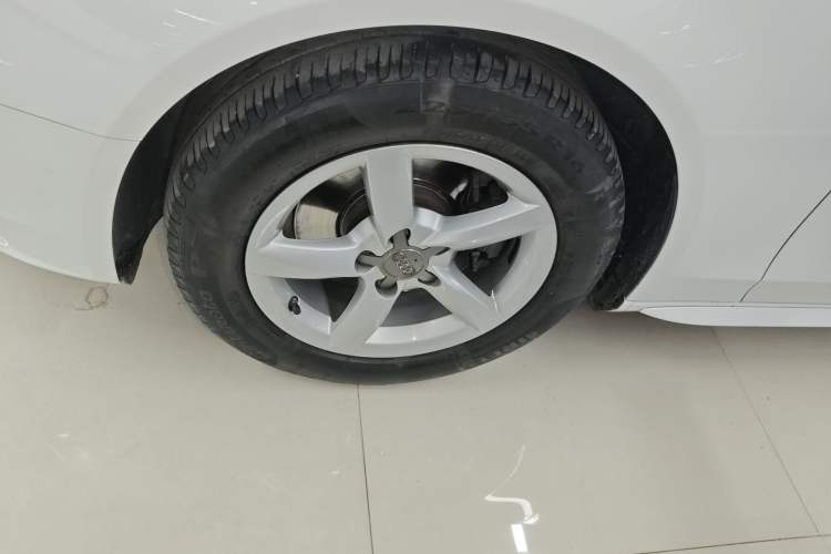 Used Audi A4L 2016 30 TFSI Collector's Edition Automatic Comfort Model