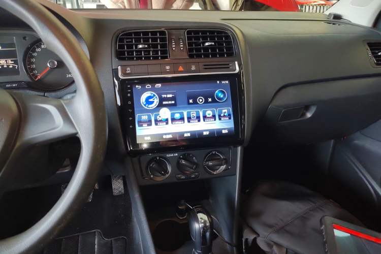 Used Volkswagen Polo 2018 1.5L Automatic Advanced Driving Model Audio And AC Panel