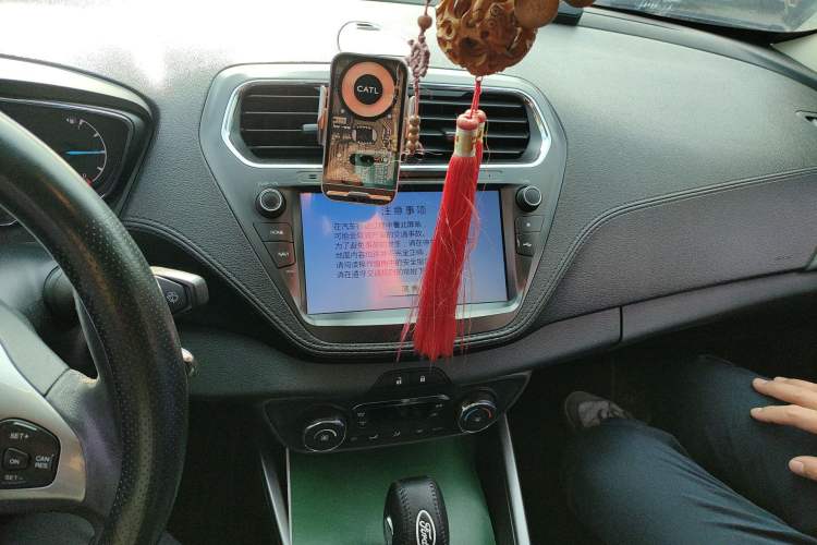 Used Ford Escort 2015 1.5L Automatic Fashion Model Audio And AC Panel