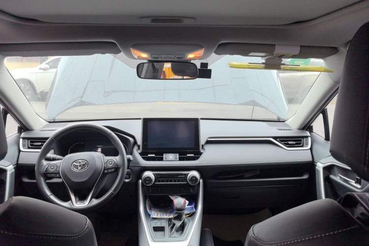 Used Toyota RAV4 2022 2.0L CVT Two-Wheel Drive Fashion Plus Edition