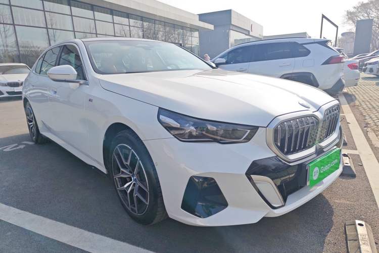 Used BMW i5 2024 eDrive 35L M Sport Package
