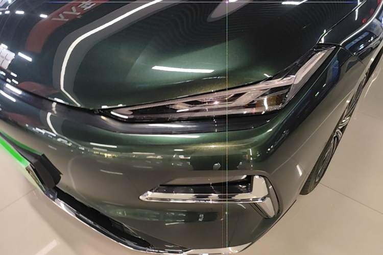 Used Geely Galaxy 8 2025 130km EM-P Starship Edition