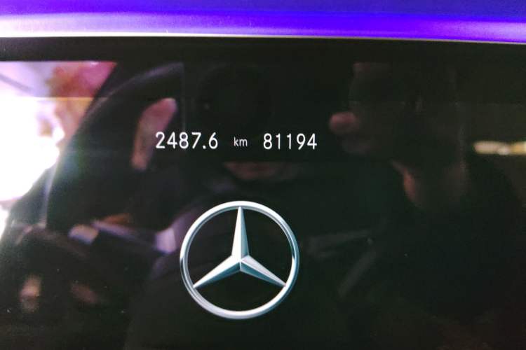 Used Mercedes-Benz E-Class 2021 E 300 L Sport Premium Edition Odometer Close Up