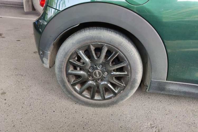 Used MINI 2016 1.5T COOPER Right Rear Wheel Hub