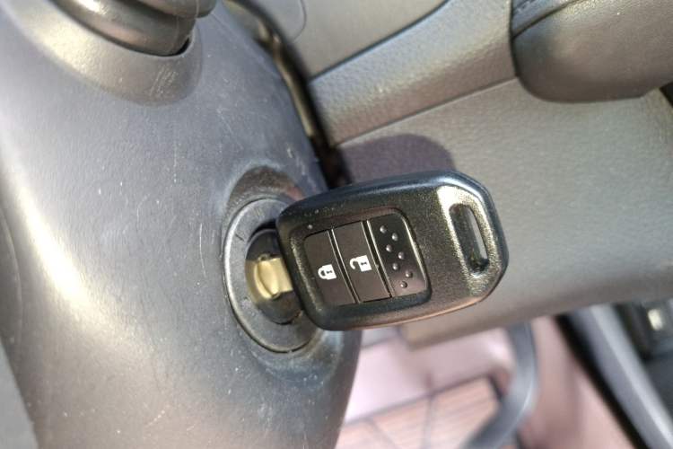 Used Honda Vezel 2015 1.8L CVT 2WD Elite Model